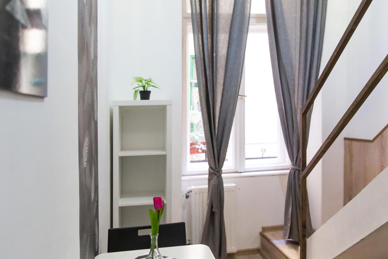 Central Budget Lofts Apartment Будапеща Екстериор снимка