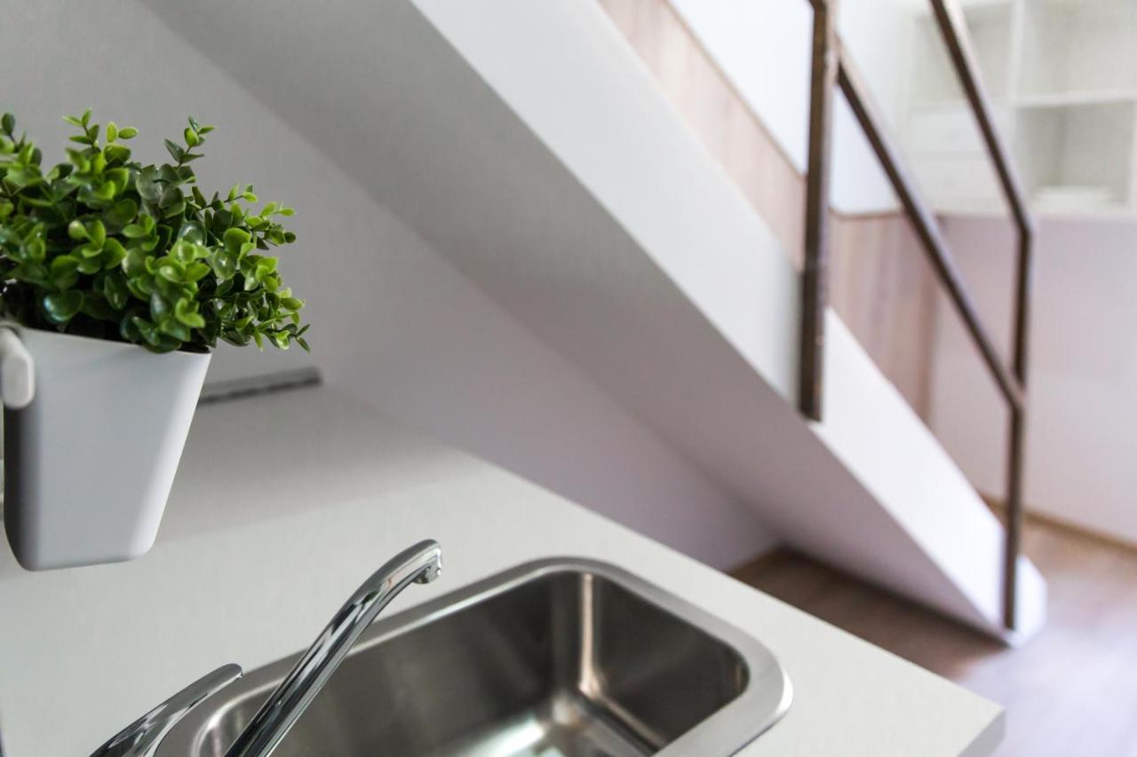 Central Budget Lofts Apartment Будапеща Екстериор снимка